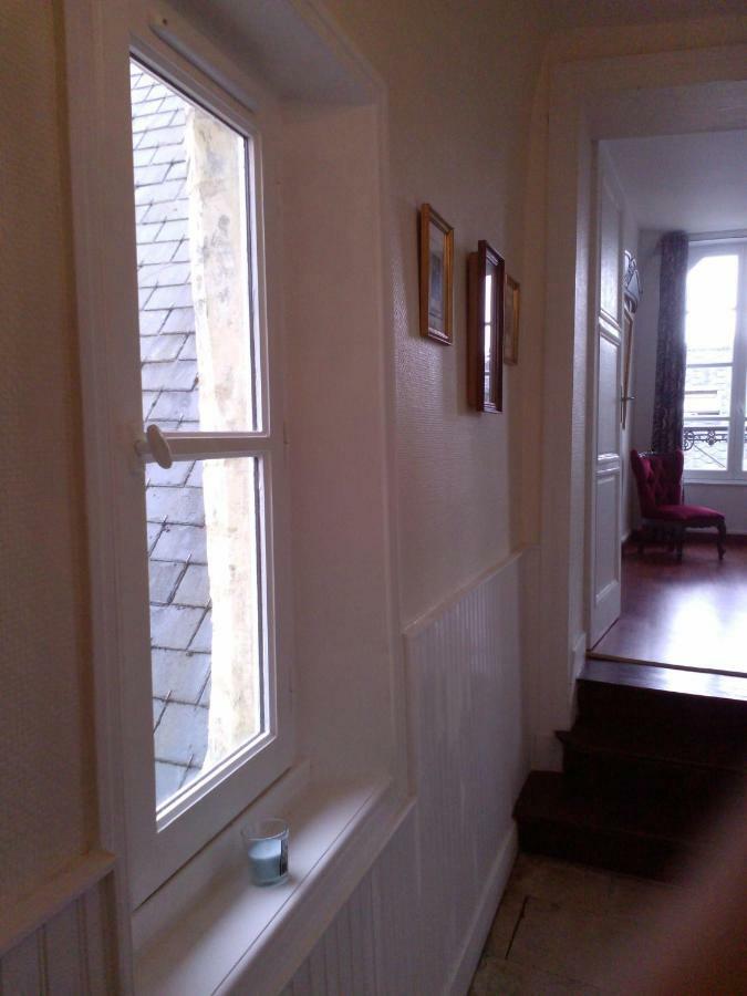 L'Aure Bleue Apartment Bayeux Bagian luar foto